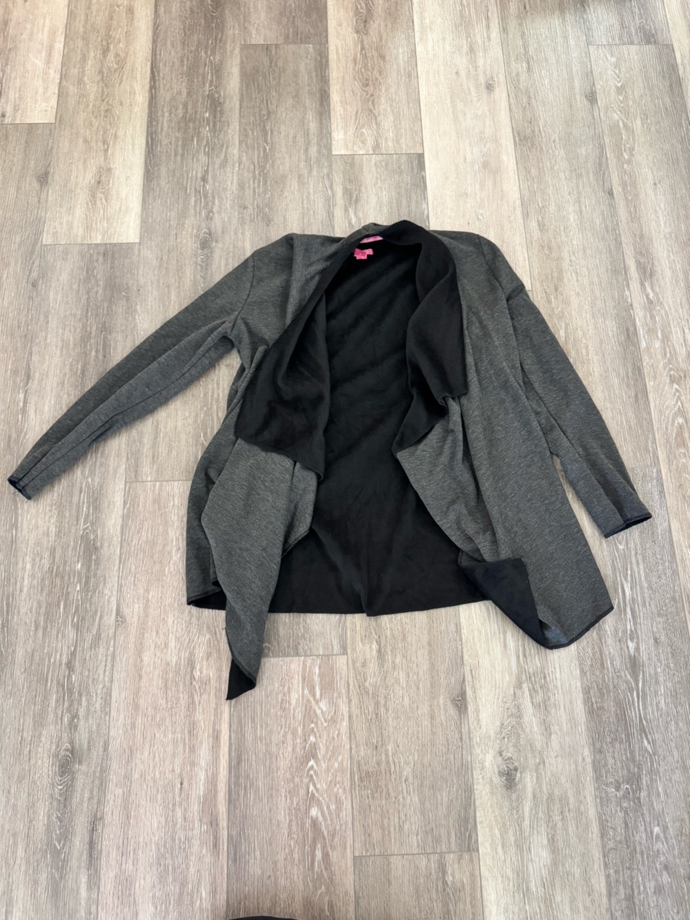 Isaac Mizrahi Two-Tone Open Front Cardigan - Black & Gray